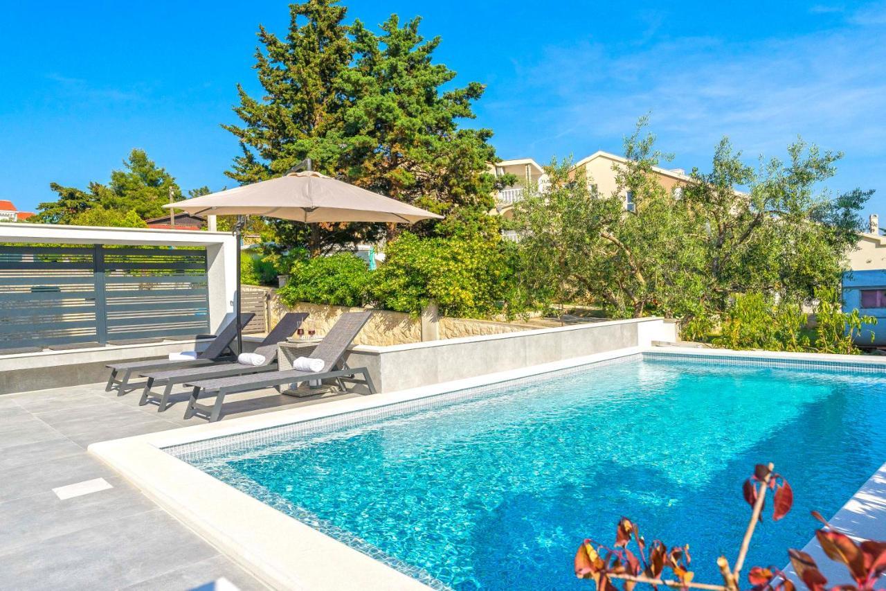 Apartment Summer Breeze Pool *